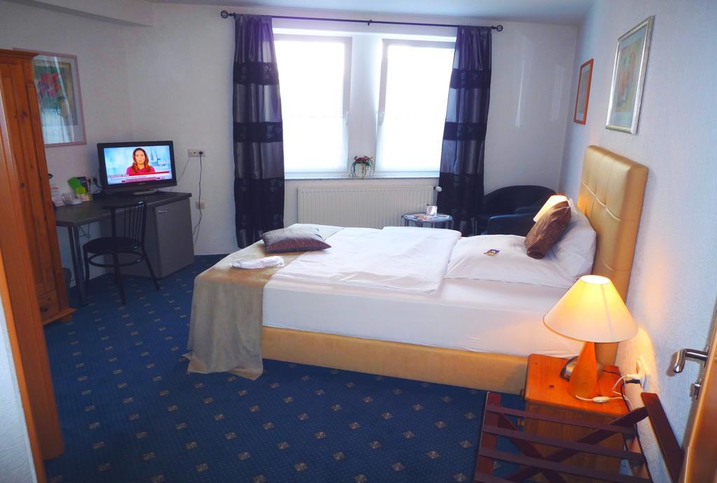Hotel Abalone Remscheid Exterior photo
